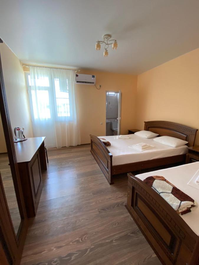 Solomon Hotel Alakhadzi Esterno foto